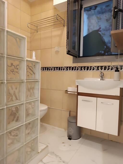 Giannis Apartment Atenas Exterior foto