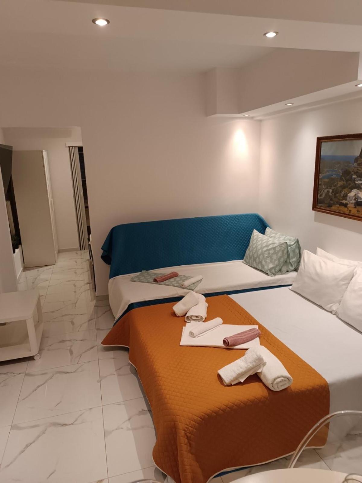 Giannis Apartment Atenas Exterior foto