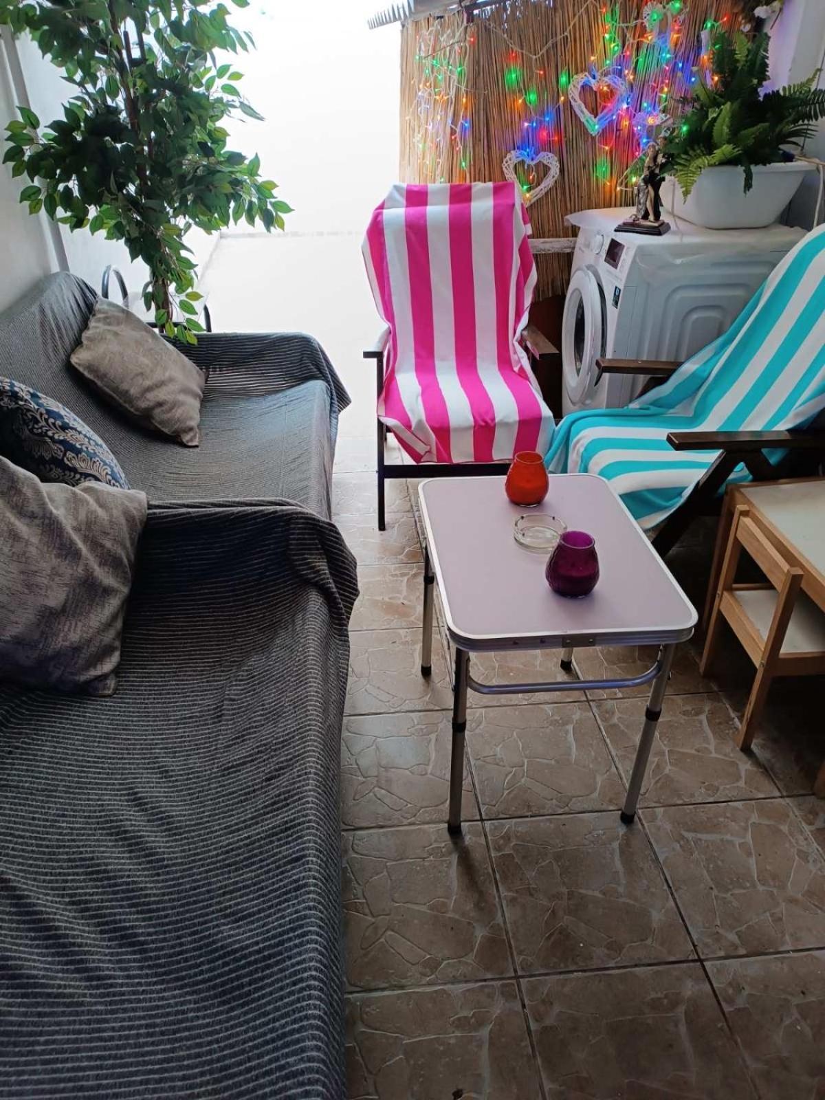 Giannis Apartment Atenas Exterior foto